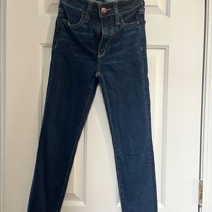 American eagle skinny jeans. Woman size 00. Great condition. Never worn